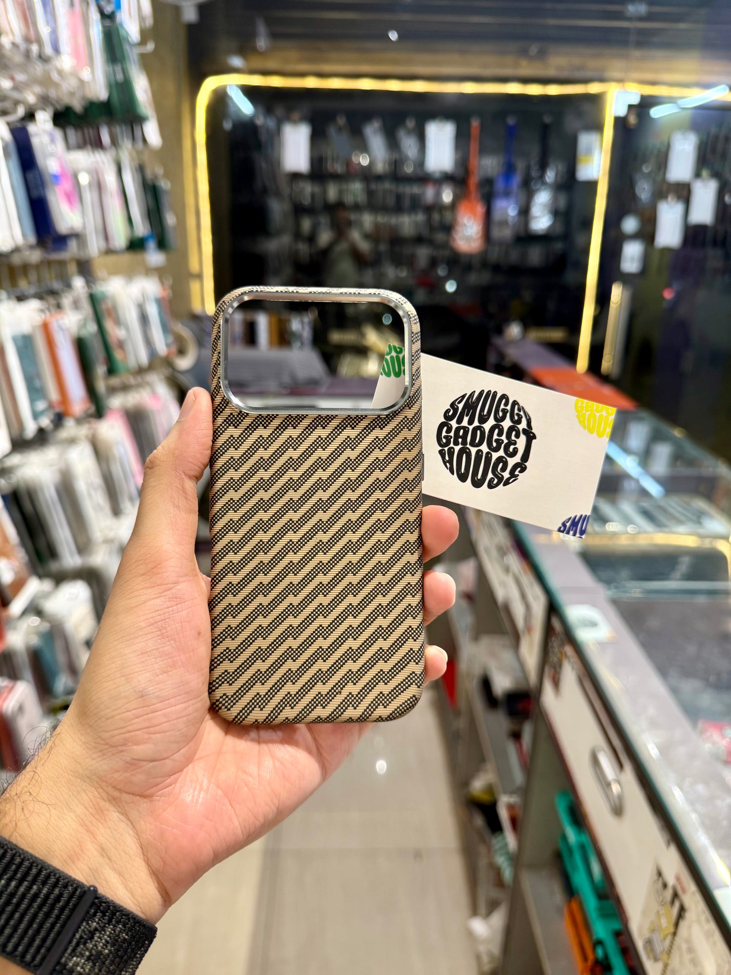Gold Aramid Slim MagSafe Case for Iphone