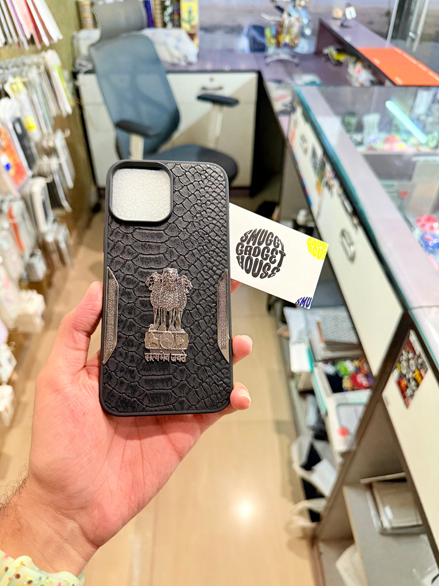Satyamev Jayate Case for Iphone (Black)