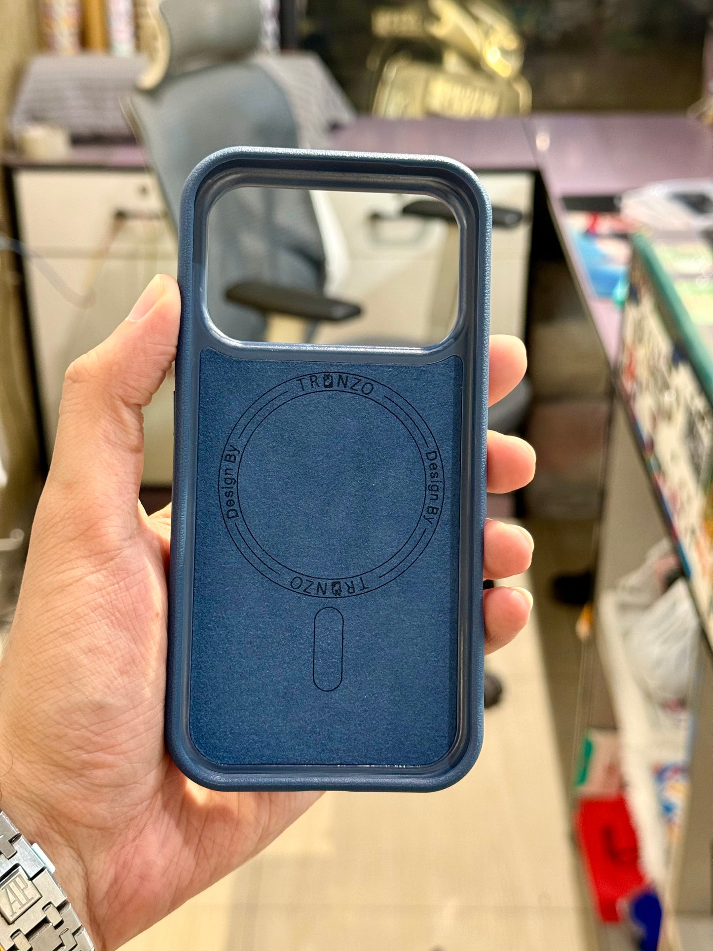 Tronzo KindSuit Leather Magsafe Case for Iphone (Og)