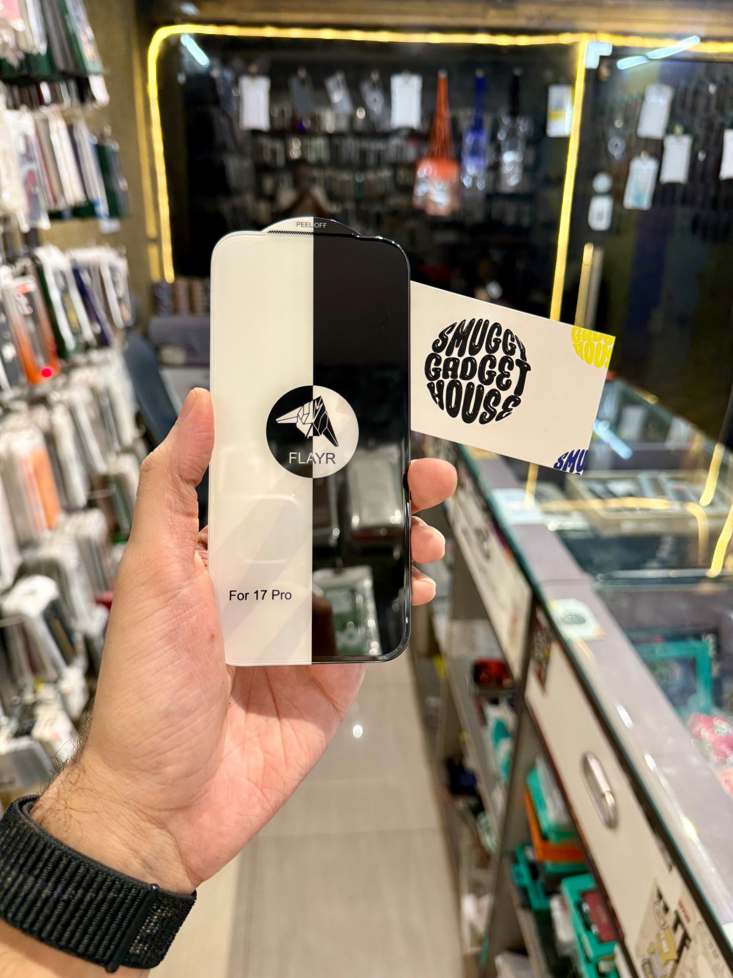 Flayr Borderless Tempered Glass Guard for Iphone