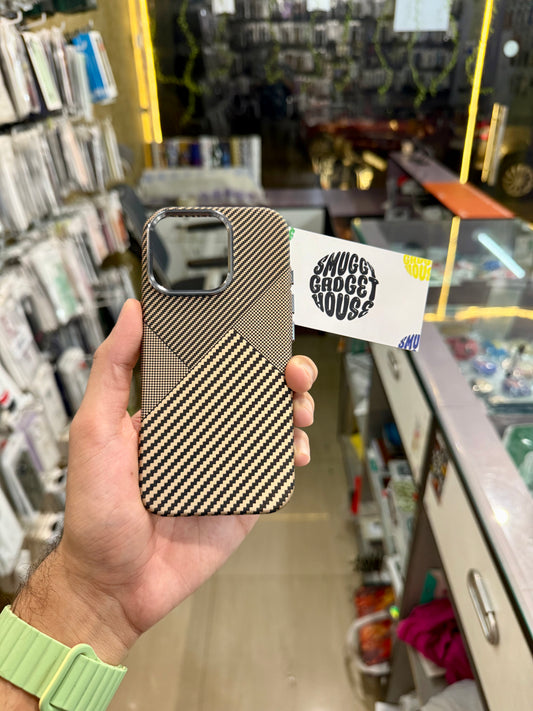 Gold Aramid Carbon Fibre MagSafe Case for Iphone