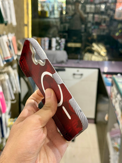 Honeycomb carbon MagSafe Case for Iphone (Side Cut)