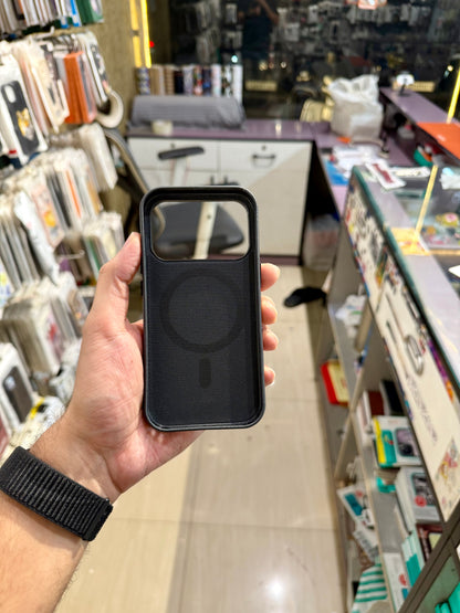 Og Tech Woven Magsafe Case for Iphone (with Camera Button)