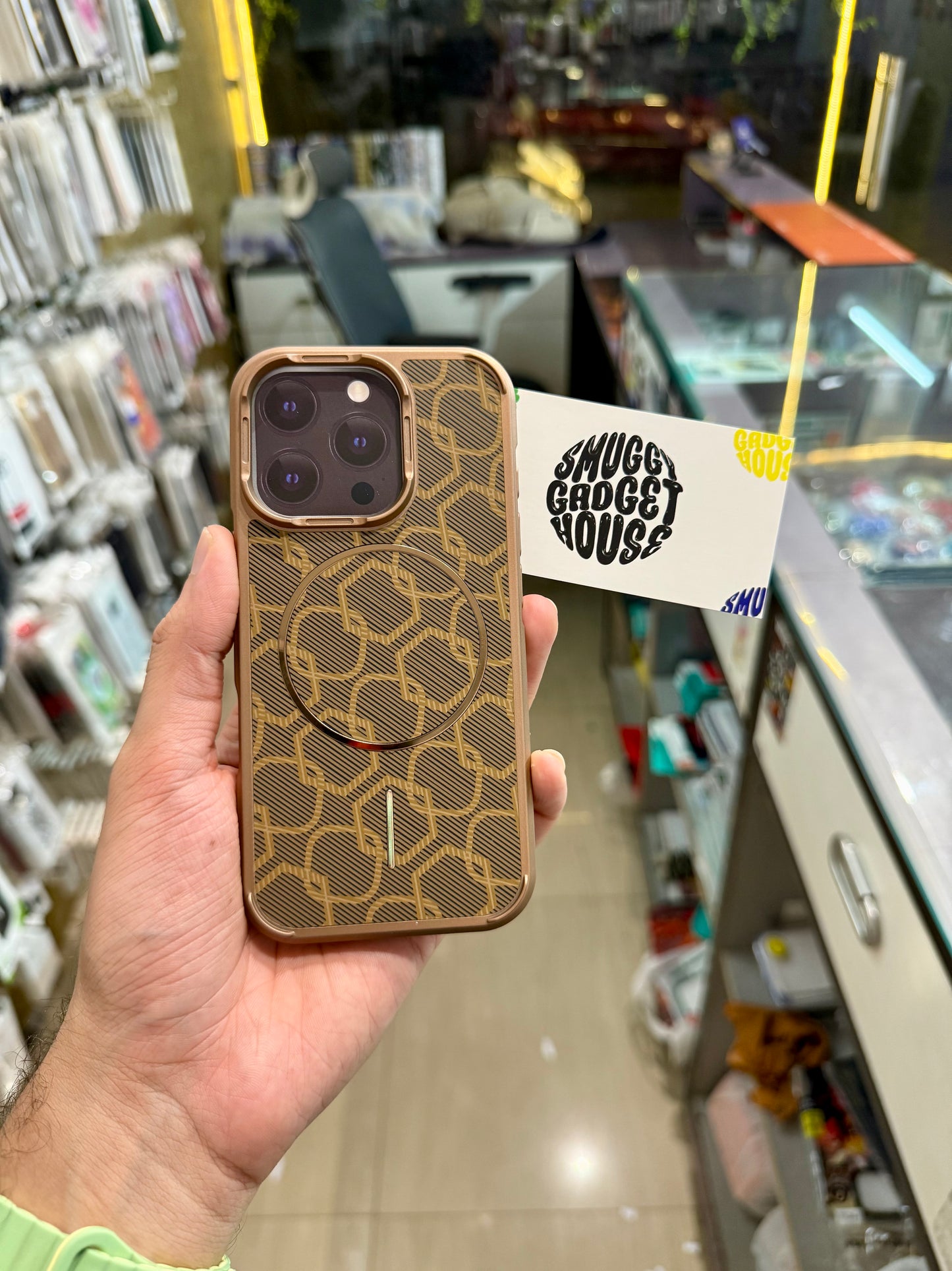 Slim Carbon Magsafe case for IPhone