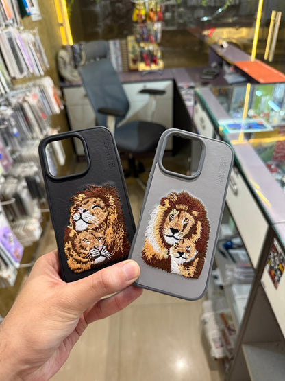 Lion Embroidery Case for Iphone (Twin)