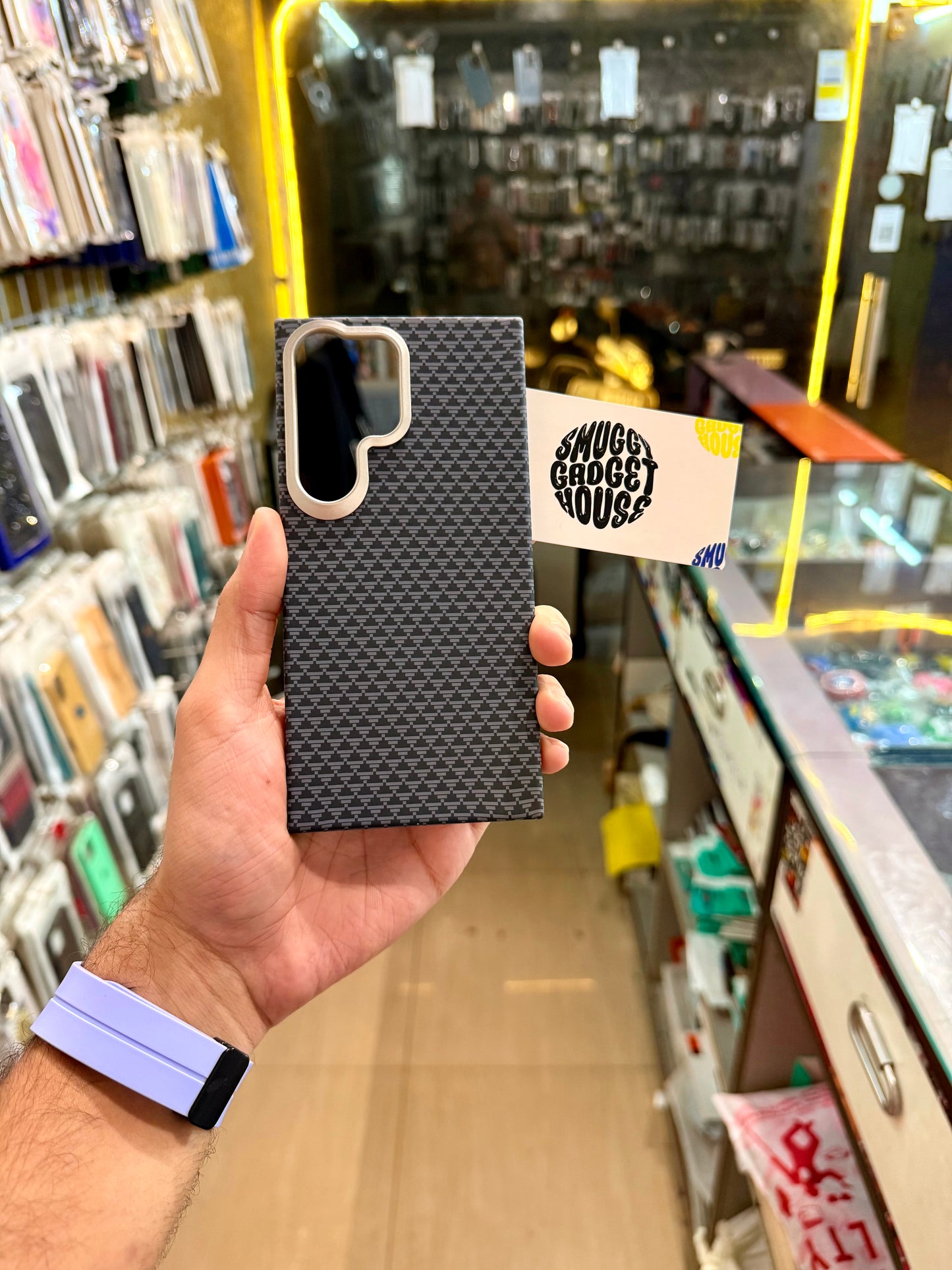 Retro Black Aramid Fibre MagSafe Case for SAM Galaxy (Side Cut)