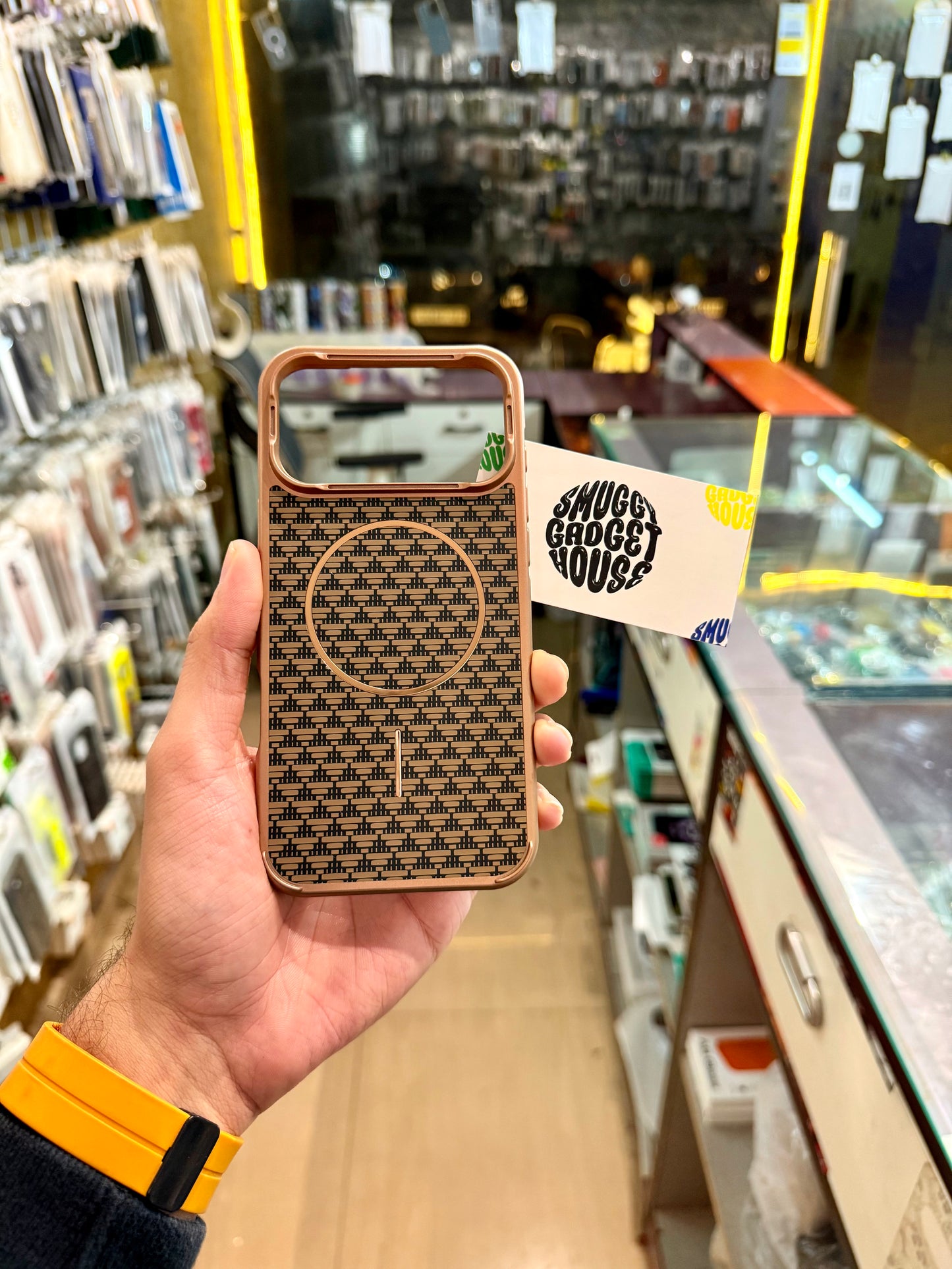 Slim Carbon Magsafe case for IPhone