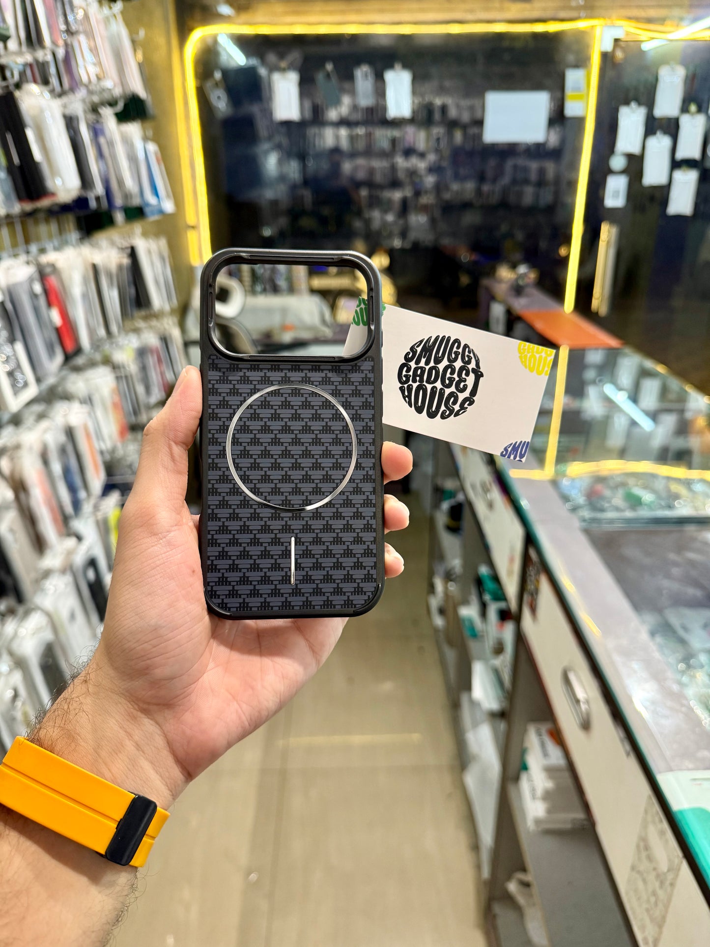 Slim Carbon Magsafe case for IPhone