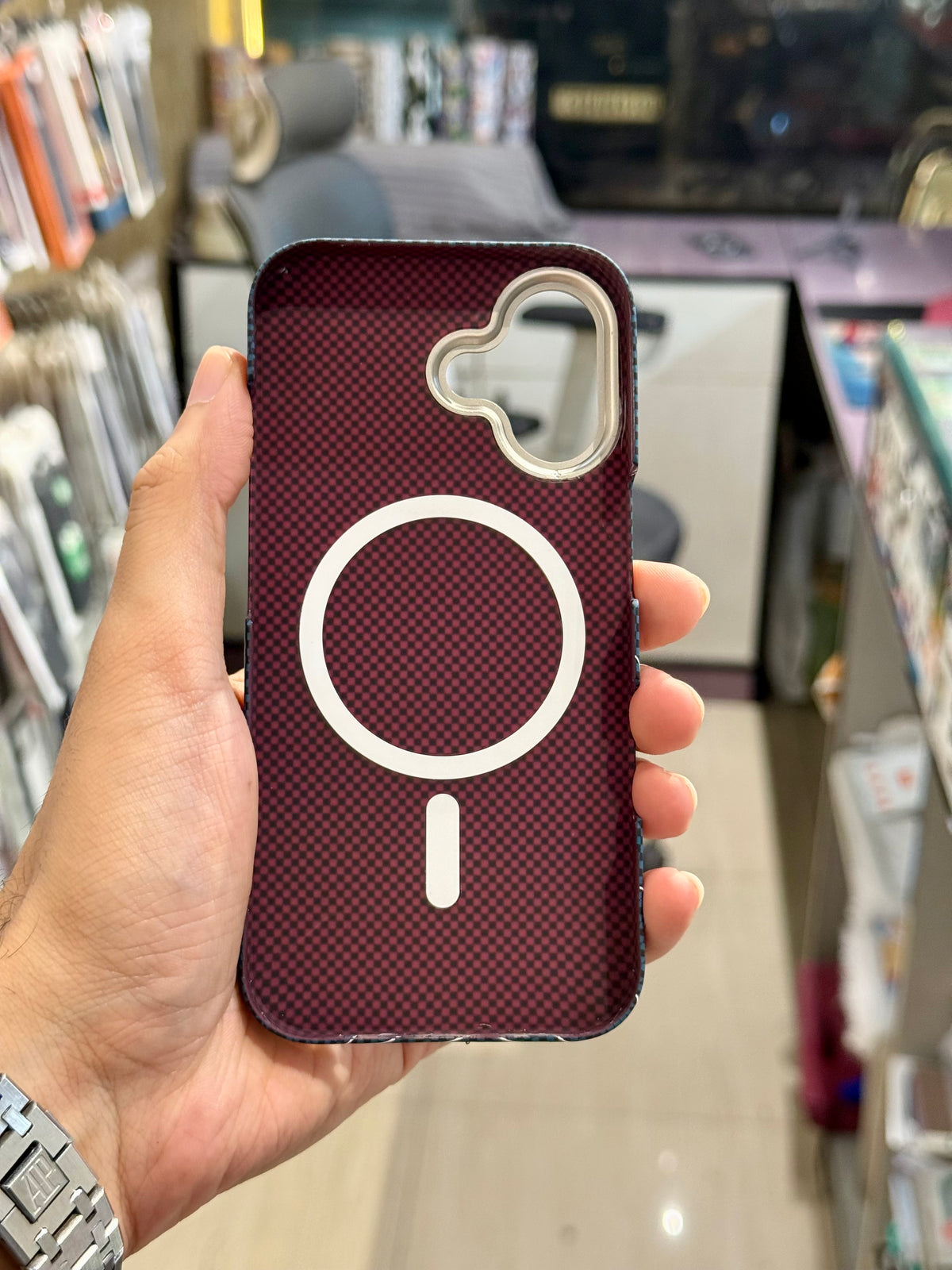 Og Sunset Slim Carbon MagSafe Case for Iphone (Side Cut)