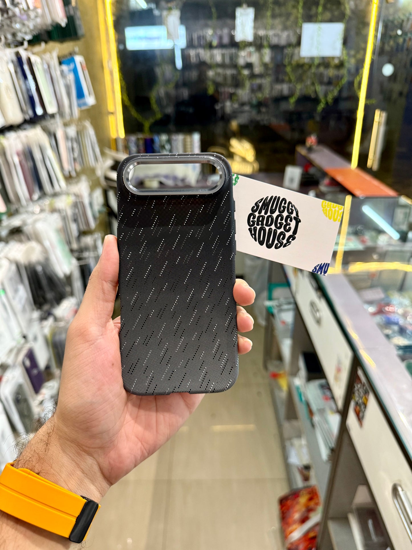 Skylight Black Fibre MagSafe Case for Iphone